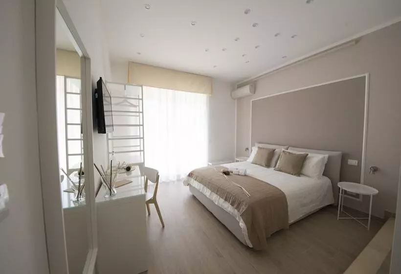 پانسیون Cherie B&b  Salerno