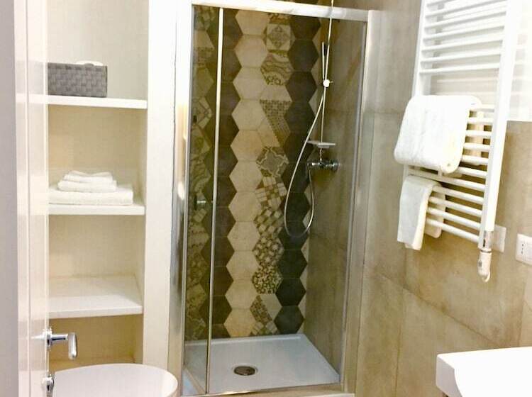 ベッドアンドブレックファースト Angioy 18