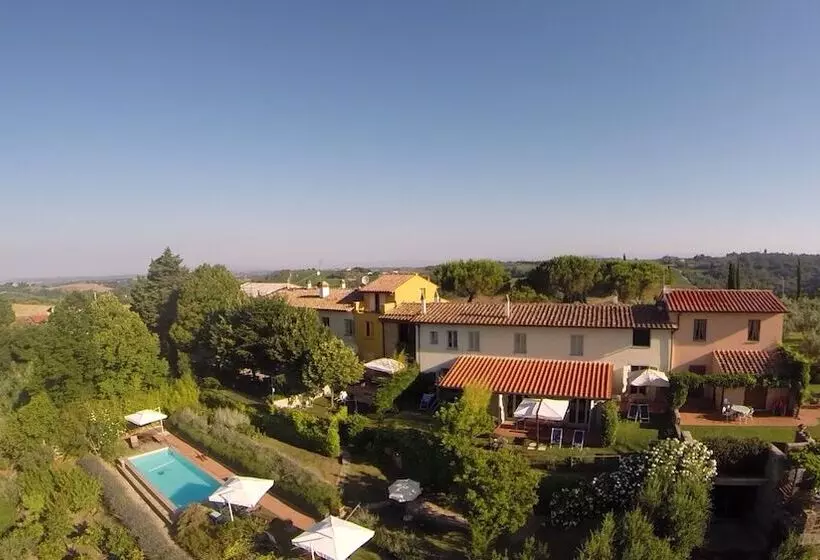 田舎風ホテル La Rocca Di Montalbino