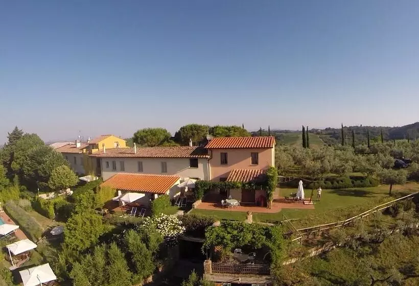 田舎風ホテル La Rocca Di Montalbino