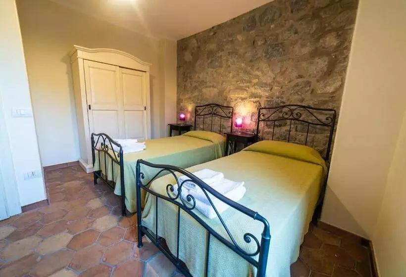 Maaseutuhotelli Pie  D Ulivo