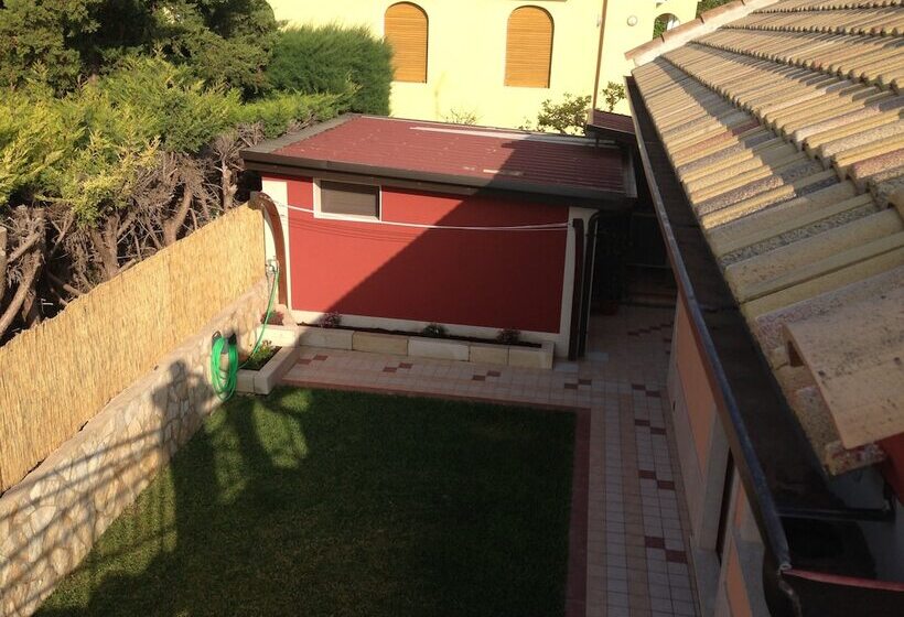 פנסיון Villa La Scogliera