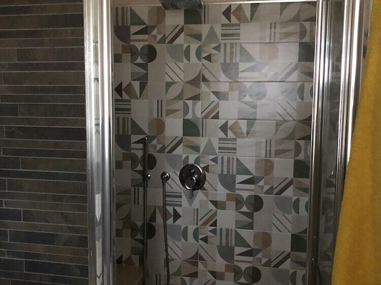 פנסיון Villa La Scogliera