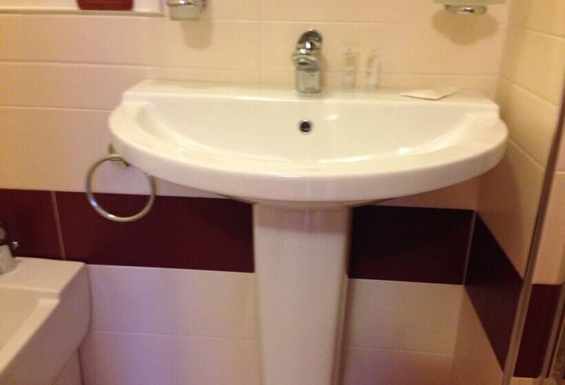 פנסיון Villa La Scogliera