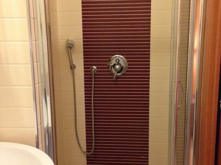 פנסיון Villa La Scogliera