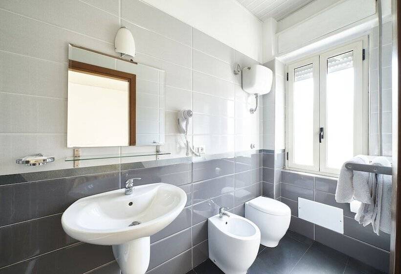 בית מלון כפרי Albergo Nuovo Belvedere