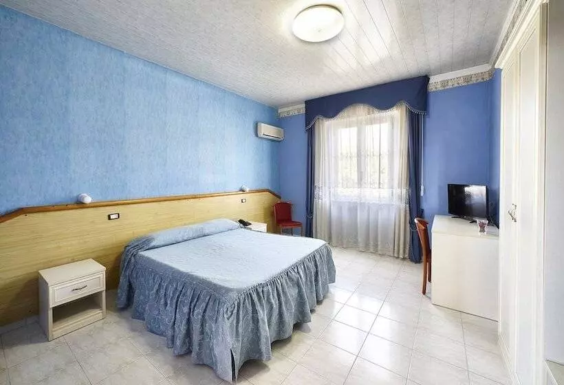 Hotelli Albergo Nuovo Belvedere