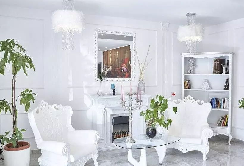 Hotelli Albergo Nuovo Belvedere