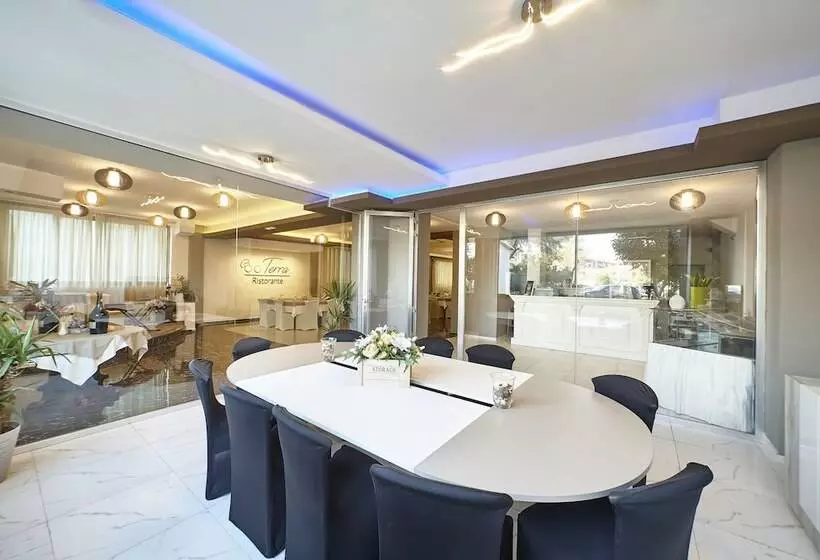 Hotelli Albergo Nuovo Belvedere