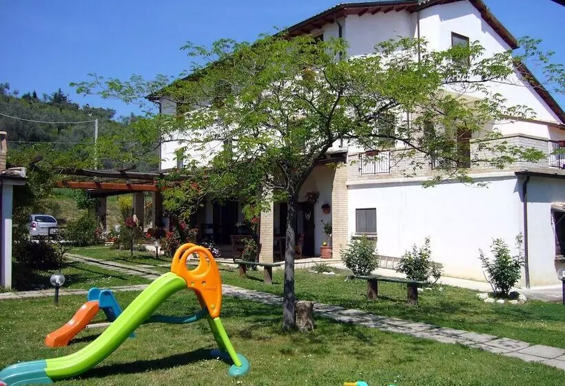 Maaseutuhotelli Agriturismo Il Portico