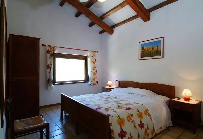 Maaseutuhotelli Agriturismo Il Portico