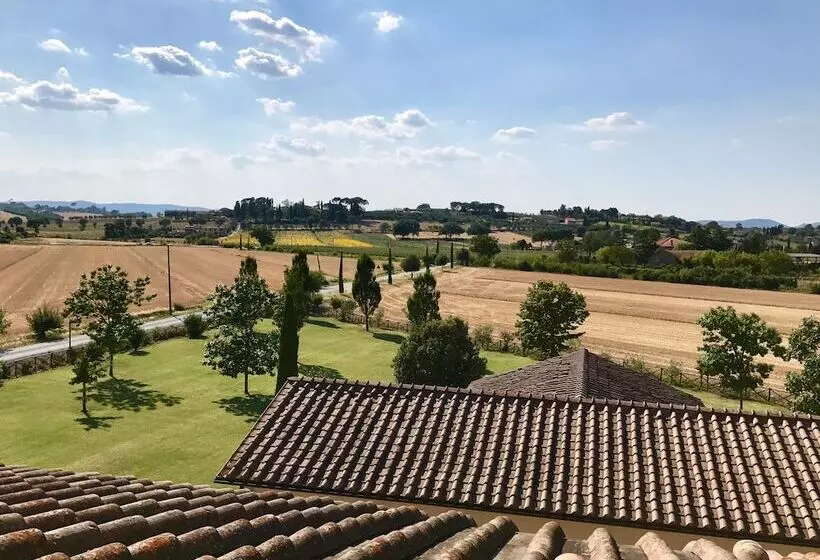 Maaseutuhotelli Agriturismo La Colmata