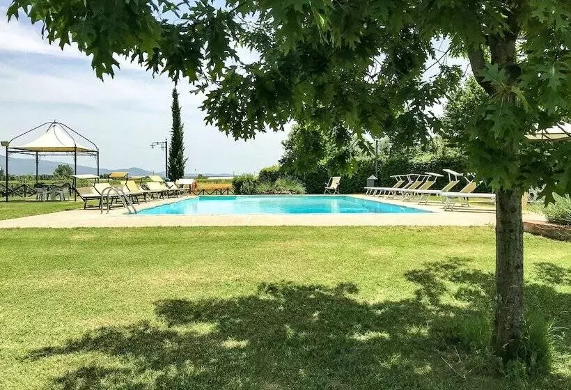 Maaseutuhotelli Agriturismo La Colmata