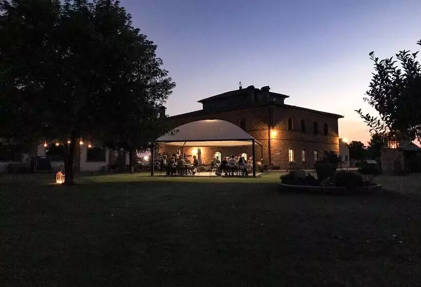 Maaseutuhotelli Agriturismo La Colmata