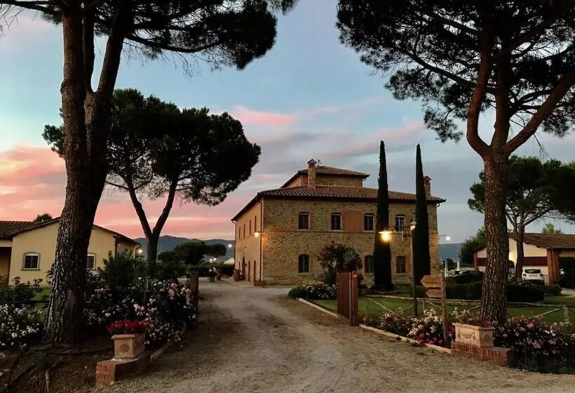 Maaseutuhotelli Agriturismo La Colmata
