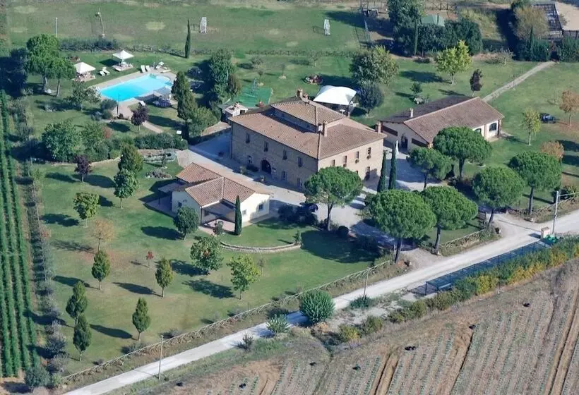 Maaseutuhotelli Agriturismo La Colmata