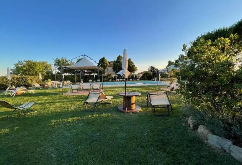 Maaseutuhotelli Agriturismo La Colmata
