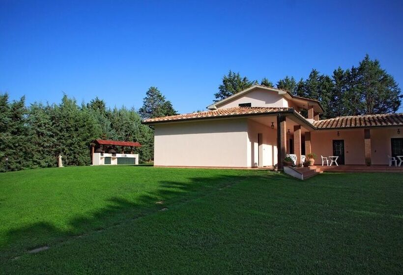 בית מלון כפרי Valle Martina