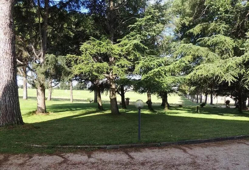 田舎風ホテル Valle Martina