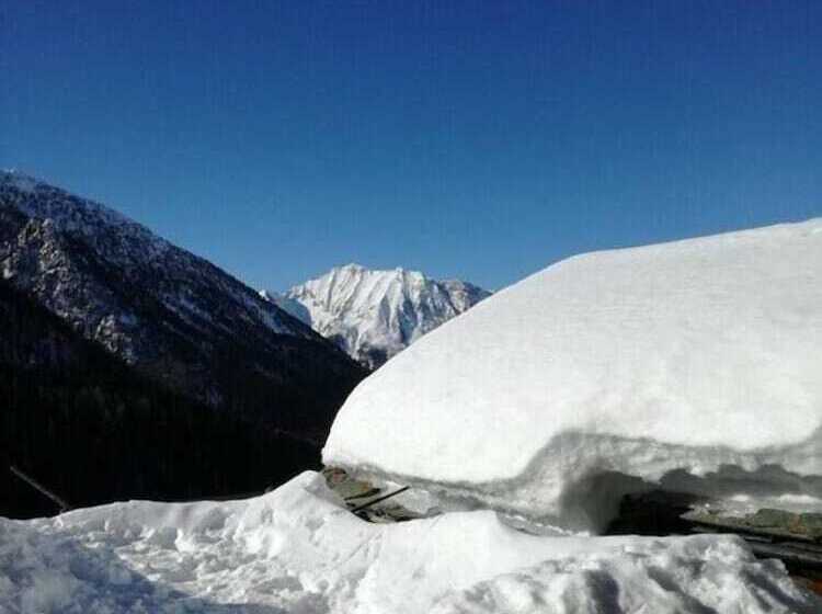 بنسيون Rifugio Vieux Crest