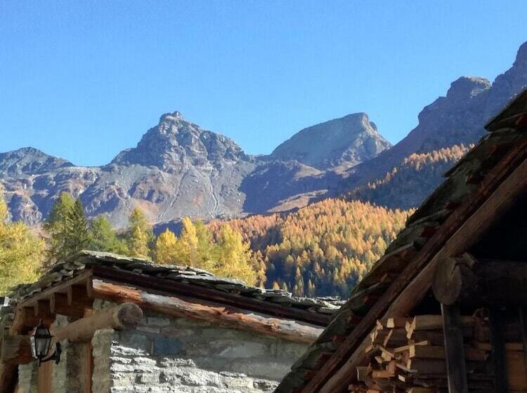 بنسيون Rifugio Vieux Crest