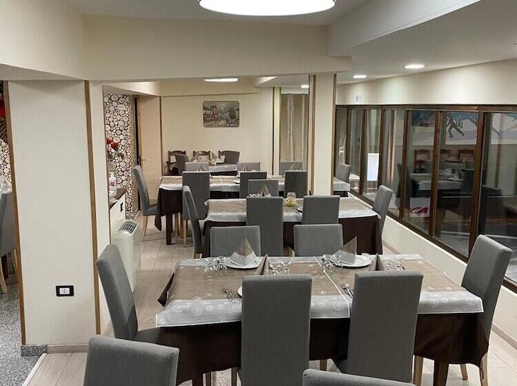 فندق Palaghiaccio