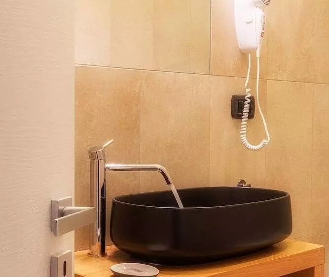 B&b Mariella S House