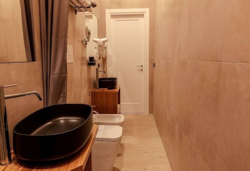 B&b Mariella S House