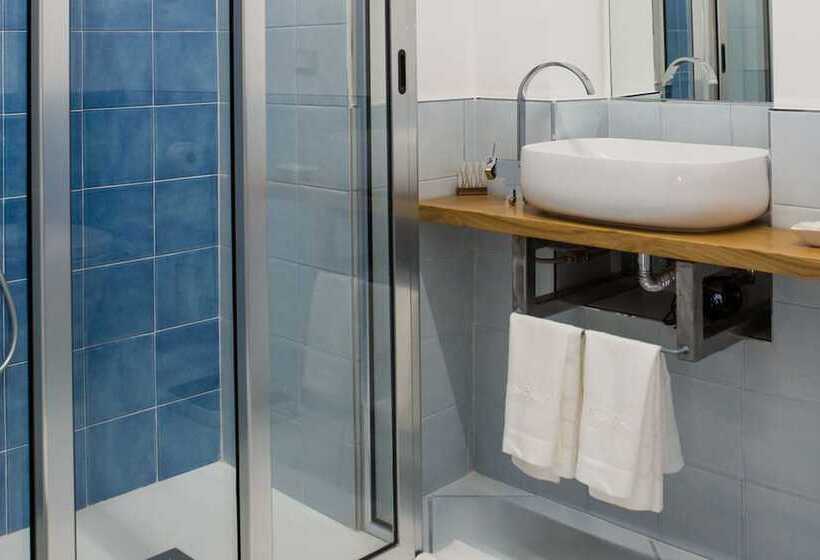 مبيت وإفطار Ispani Inn Resort