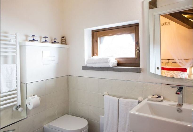 مبيت وإفطار Ispani Inn Resort