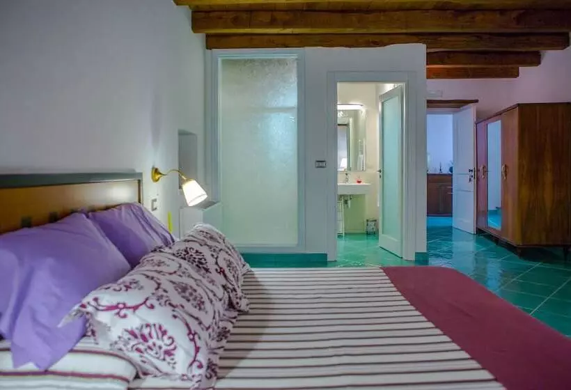 Aamiaismajoitus (B&B) Ispani Inn Resort