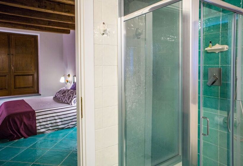 مبيت وإفطار Ispani Inn Resort