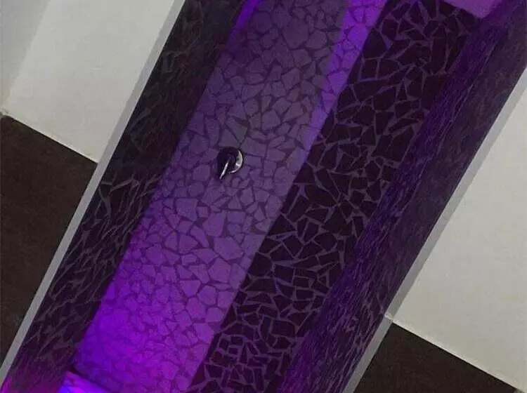 簡易ホテル Glem