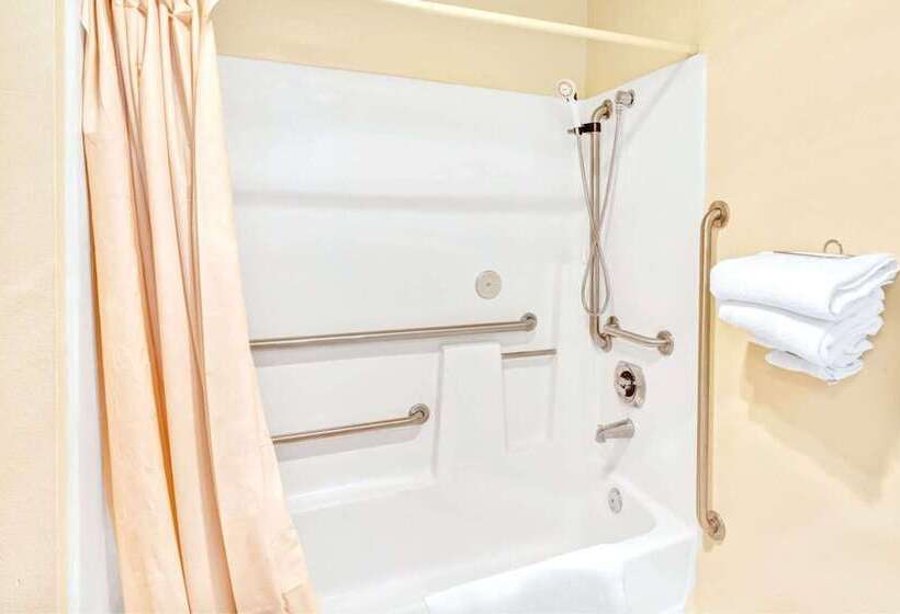 Мотель Vantage Point Inn Woodland Hills