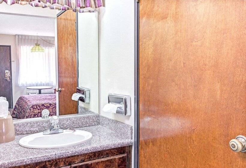 Мотель Vantage Point Inn Woodland Hills