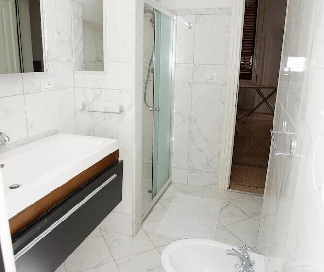 פנסיון La Villa Degli Angeli