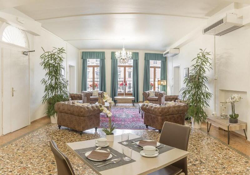 호텔 Grand Canal Suites