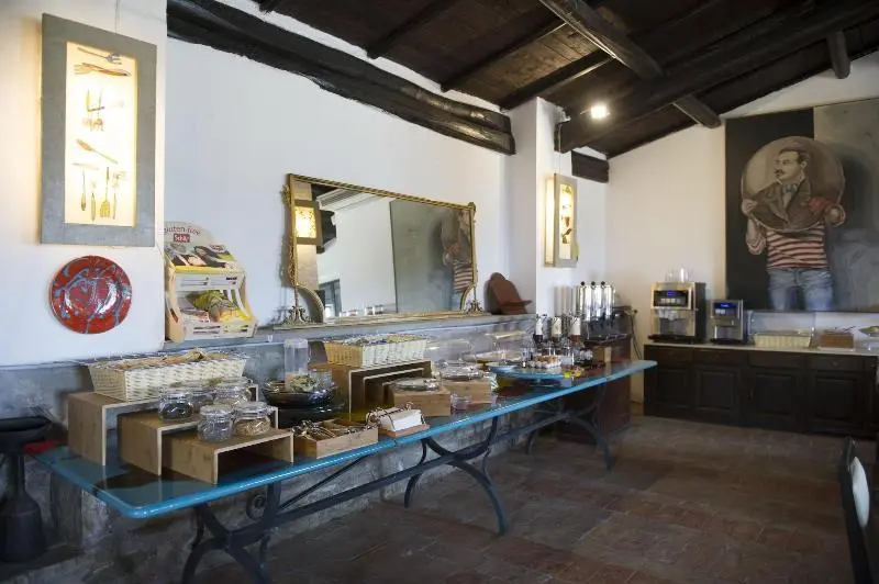 هتل Il Poggio Dei Pettirossi