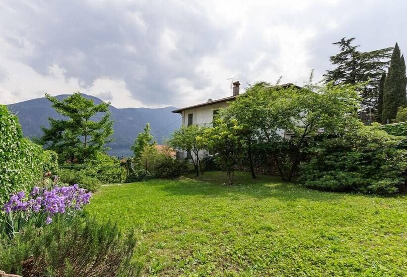 Fogadó Como Vita   Palazzo Carli