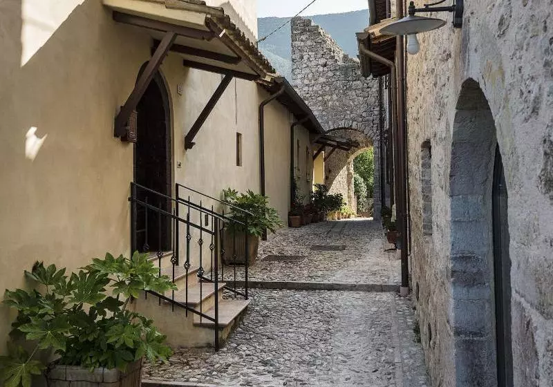 Relais Borgo Campello