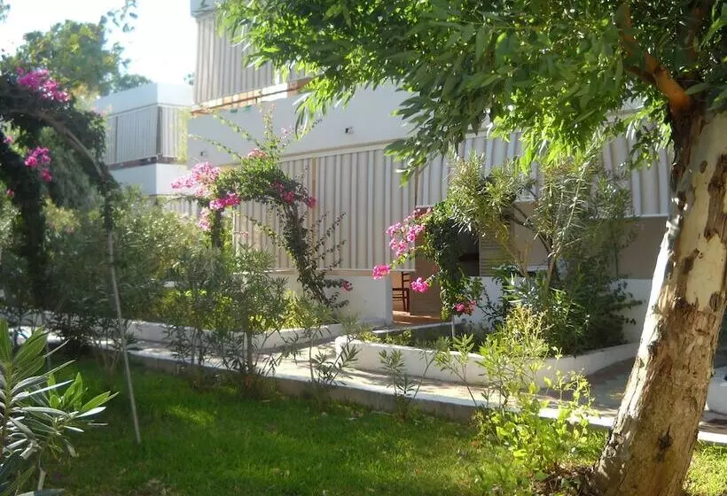 Lomakeskus Villaggio La Fenice