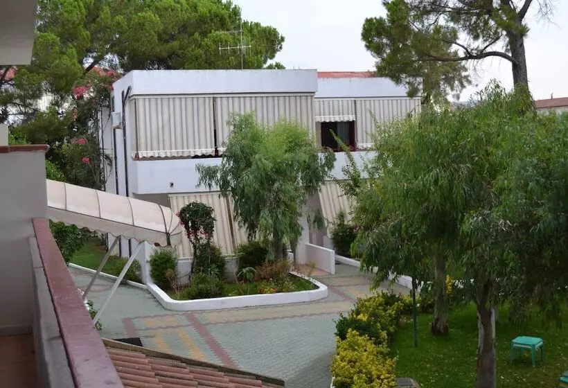 Lomakeskus Villaggio La Fenice