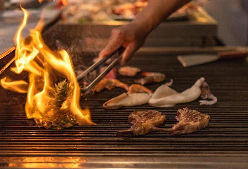 Andaman White Beach Resort Sha Plus