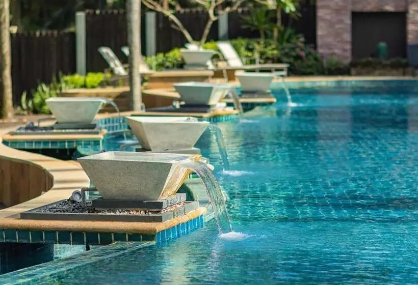 Andaman White Beach Resort Sha Plus