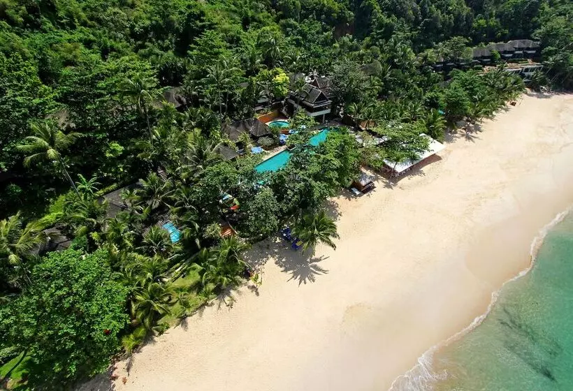 Andaman White Beach Resort Sha Plus