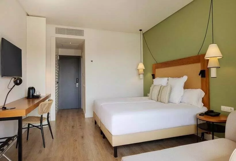 Hotel Aluasoul Costa Adeje   New Opening