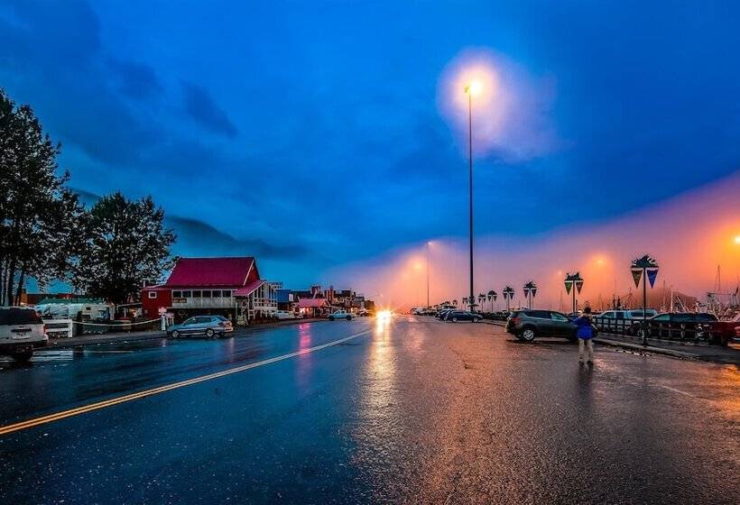 호텔 Best Western Valdez Harbor Inn