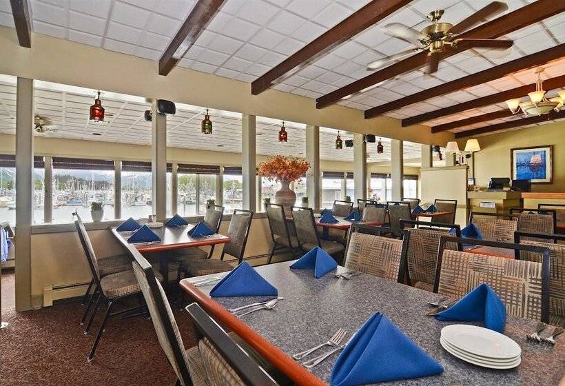 호텔 Best Western Valdez Harbor Inn