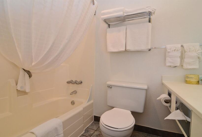 호텔 Best Western Valdez Harbor Inn