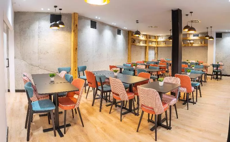 هتل Boutique Puerta De Las Granadas